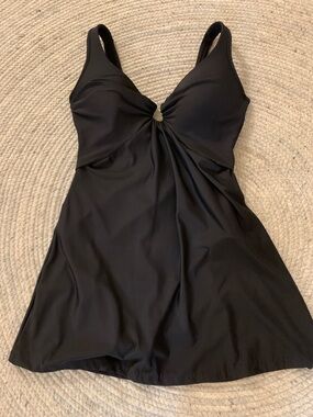 MIRACLESUIT Swimwear